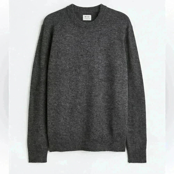 H&M Dark Gray Knit Sweater L Women’s Minimalist Soft Neutral Cozy Layer - Picture 1 of 8